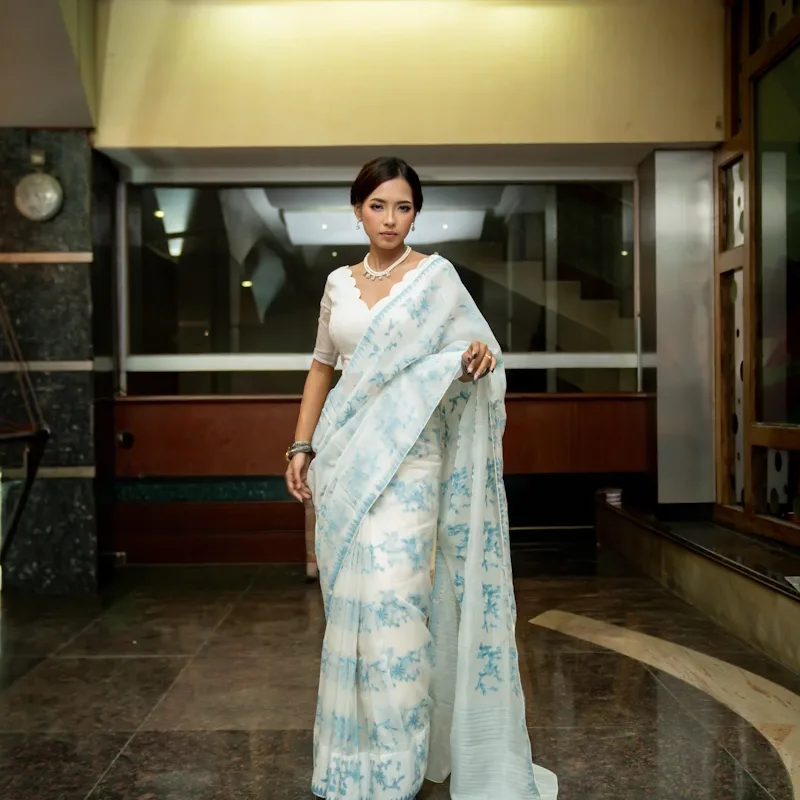 Leikol Saree - Sky Blue on White - NUPI SON03499 copy - NUPI