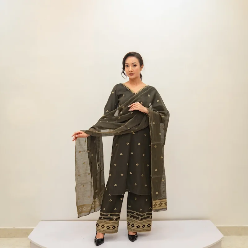 Ceremonial Fusion Three-Piece Suit - Black, Tusser